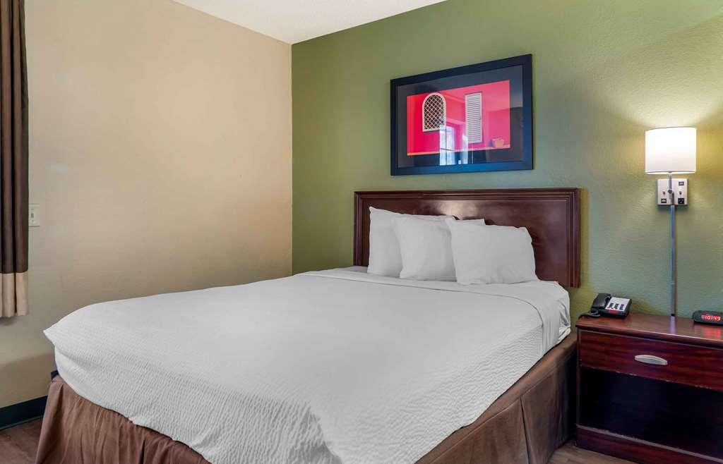 Extended Stay America Select Suites - Detroit - Novi - Haggerty Road Northville Habitación foto